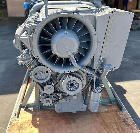 Deutz BF8L513 - Motor para Maquinaria de construcción: foto 2 Deutz BF8L513 - Motor para Maquinaria de construcción: foto 2