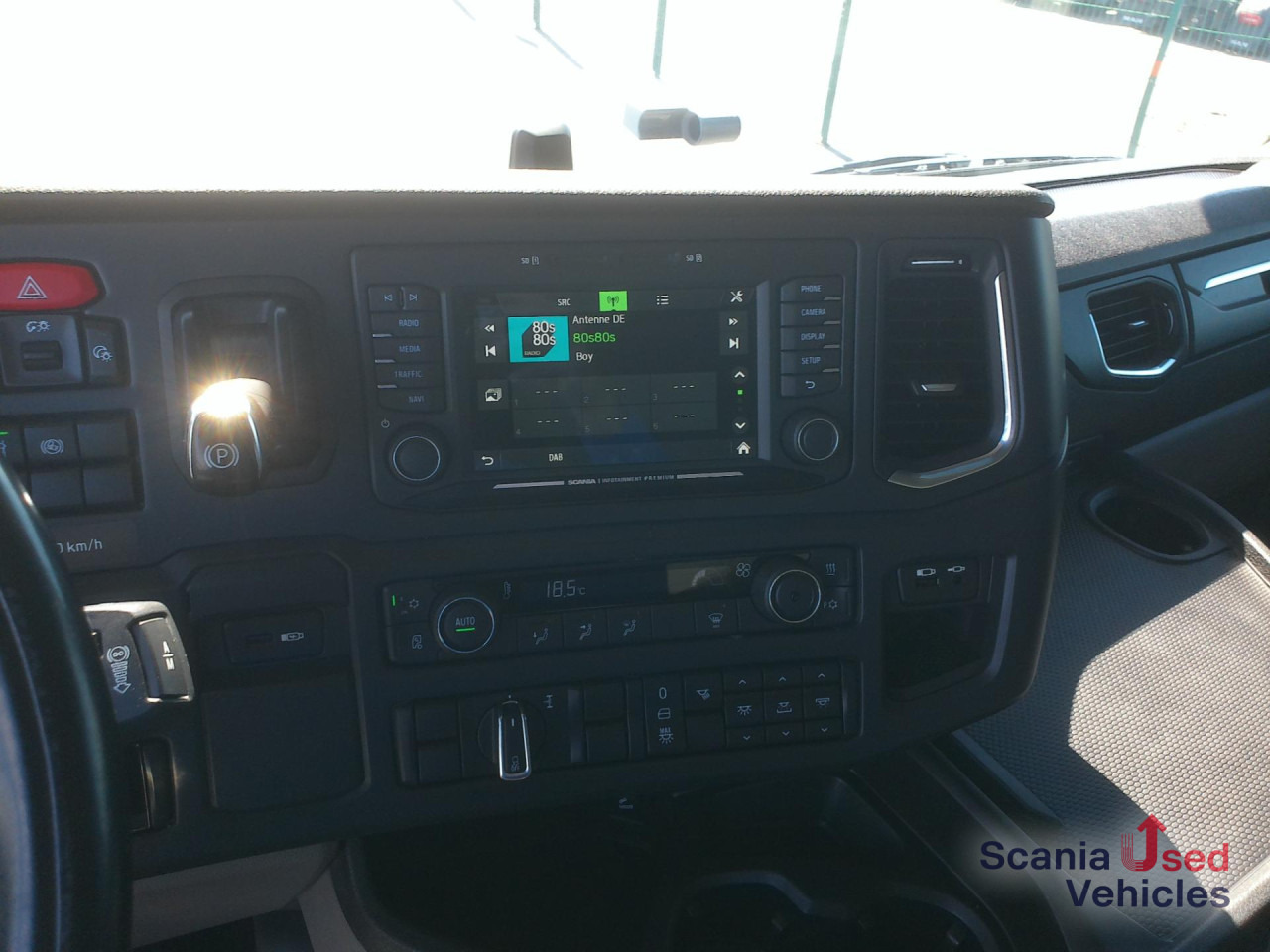 SCANIA R 450 A4x2EB - Cabeza tractora: foto 2 SCANIA R 450 A4x2EB - Cabeza tractora: foto 2