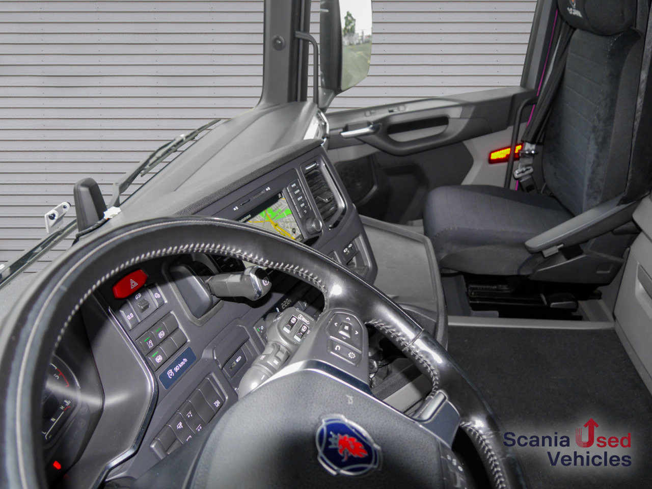 Camión lona SCANIA R 410 B6x2*4NB - Pritsche / Plane / LBW -: foto 14 Camión lona SCANIA R 410 B6x2*4NB - Pritsche / Plane / LBW -: foto 14