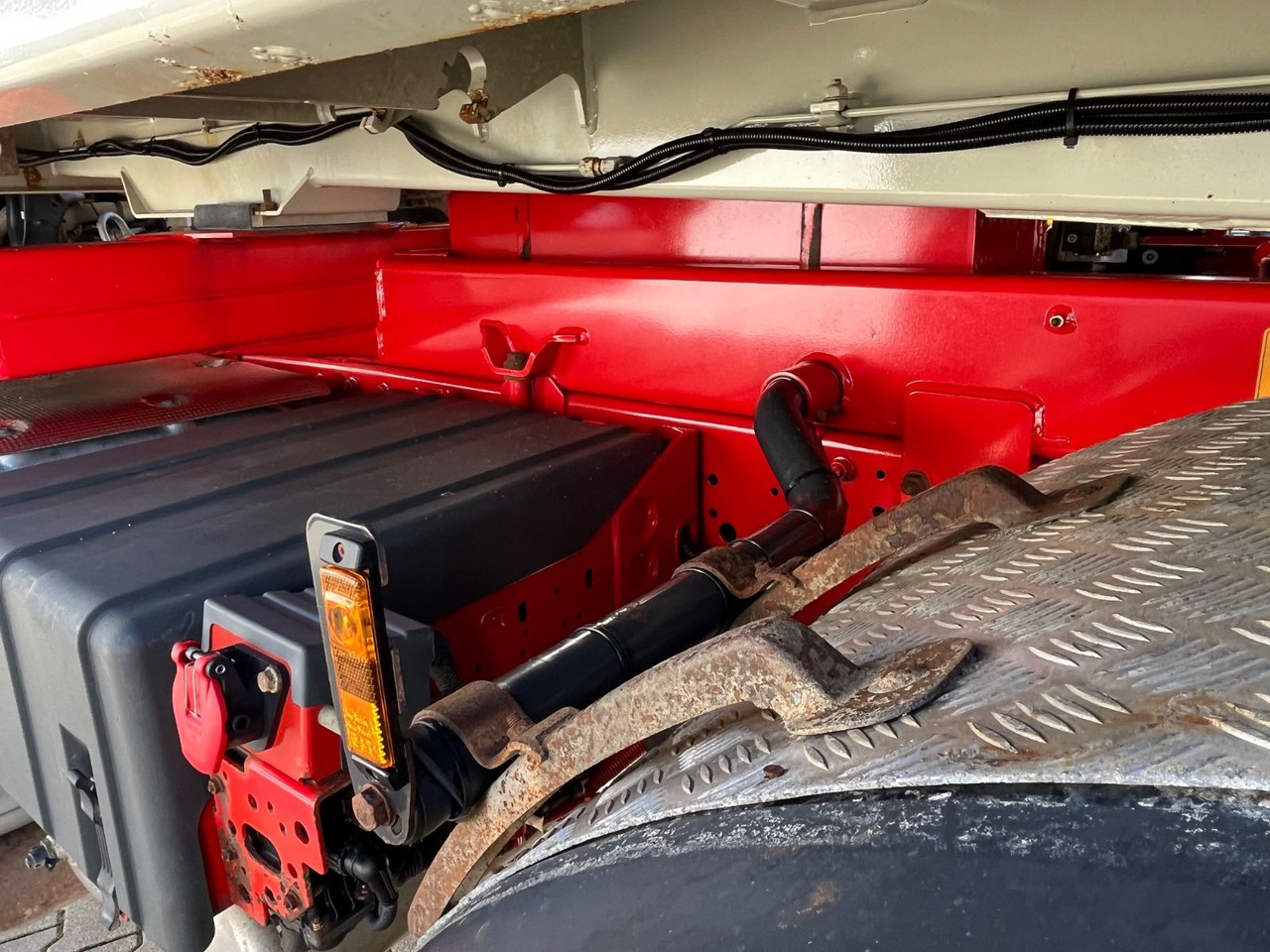 Camión volquete Iveco Starlis X-Way 480 6x6 Hydro Meiller Bordmatik: foto 19 Camión volquete Iveco Starlis X-Way 480 6x6 Hydro Meiller Bordmatik: foto 19