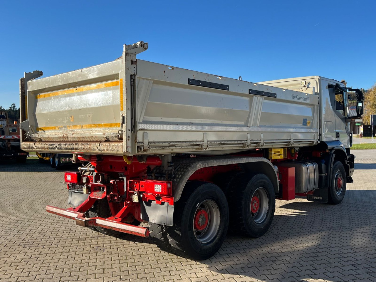 Camión volquete Iveco Starlis X-Way 480 6x6 Hydro Meiller Bordmatik: foto 17 Camión volquete Iveco Starlis X-Way 480 6x6 Hydro Meiller Bordmatik: foto 17