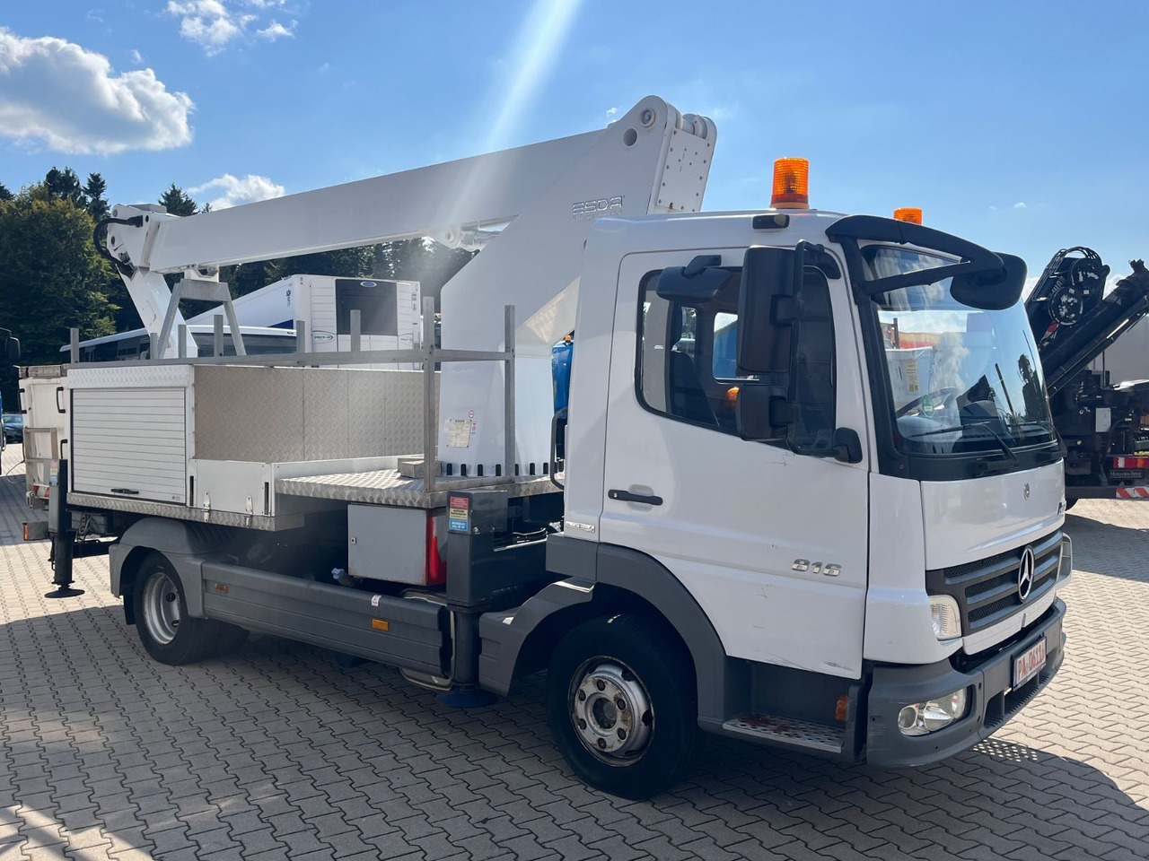 Mercedes-Benz Atego 816 ESDA TG 1800 Steiger 1000V isoliert - Camión con plataforma elevadora: foto 4 Mercedes-Benz Atego 816 ESDA TG 1800 Steiger 1000V isoliert - Camión con plataforma elevadora: foto 4
