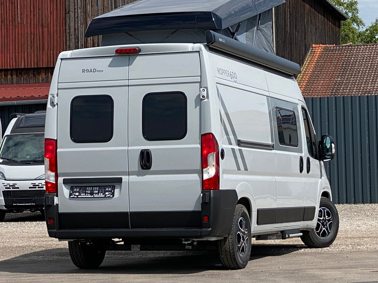 LMC INNOVAN 600 ,Aufstelldach,Automatik,25 Modell - Cámper: foto 5 LMC INNOVAN 600 ,Aufstelldach,Automatik,25 Modell - Cámper: foto 5