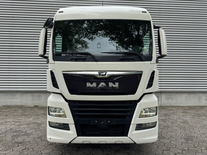 MAN TGX 18.500 XLX / Intarder / Refrigerator - Cabeza tractora: foto 4 MAN TGX 18.500 XLX / Intarder / Refrigerator - Cabeza tractora: foto 4