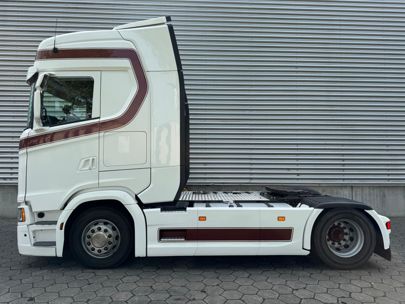 Scania S450 / Retarder / Full Air / Night Klima / 2 Tanks / TUV: 3-2026 / Belgium Truck - Cabeza tractora: foto 5 Scania S450 / Retarder / Full Air / Night Klima / 2 Tanks / TUV: 3-2026 / Belgium Truck - Cabeza tractora: foto 5