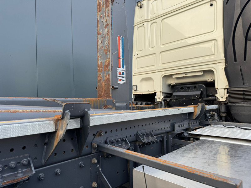 DAF XF 440 SC / 6X2 / VDL Hook / TUV: 6-2026 / NL truck - Camión multibasculante: foto 5 DAF XF 440 SC / 6X2 / VDL Hook / TUV: 6-2026 / NL truck - Camión multibasculante: foto 5