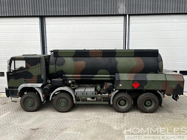 Iveco 340E42 8x8 - Camión cisterna: foto 3 Iveco 340E42 8x8 - Camión cisterna: foto 3