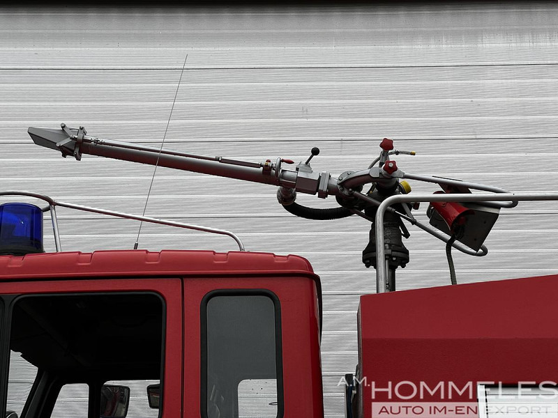 Mercedes-Benz 1831 AK 4x4 - Camión de bomberos: foto 5 Mercedes-Benz 1831 AK 4x4 - Camión de bomberos: foto 5