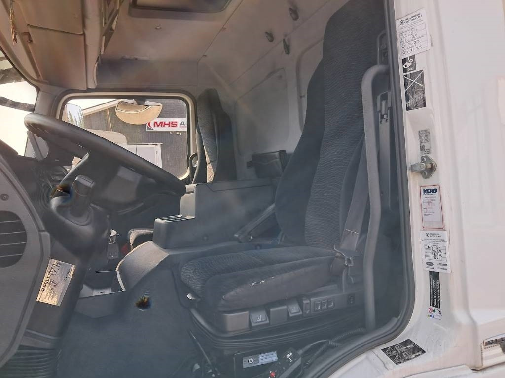 Camión frigorífico Mercedes-Benz Atego 1524: foto 11