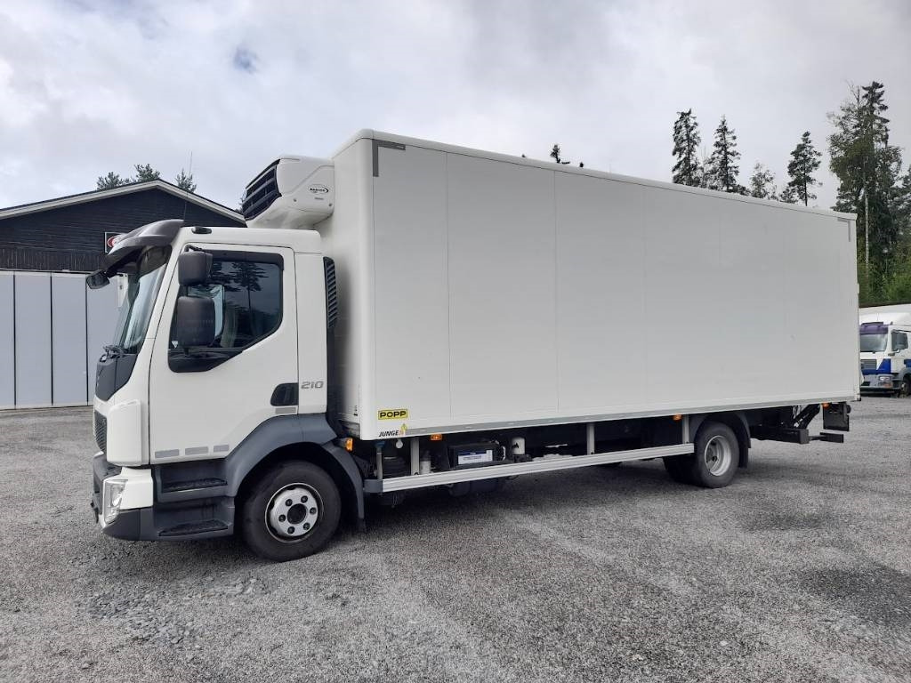 Volvo FL 210 - Camión frigorífico: foto 1 Volvo FL 210 - Camión frigorífico: foto 1