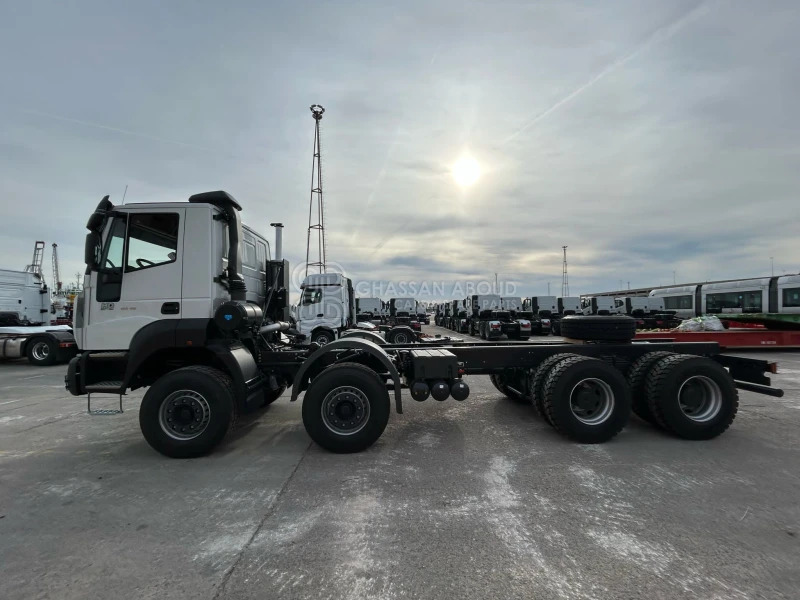 ASTRA HD9 8x4 CHASSIS - Barcelona Stock - Camión chasis: foto 4 ASTRA HD9 8x4 CHASSIS - Barcelona Stock - Camión chasis: foto 4