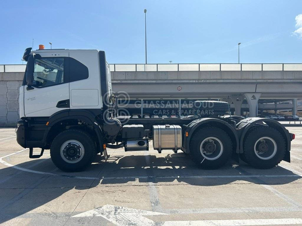 IVECO T-WAY Tractor 6×4 AT720T47TH GVW 26-38 Ton HP 470 R20Tyre MY25 - Cabeza tractora: foto 1 IVECO T-WAY Tractor 6×4 AT720T47TH GVW 26-38 Ton HP 470 R20Tyre MY25 - Cabeza tractora: foto 1