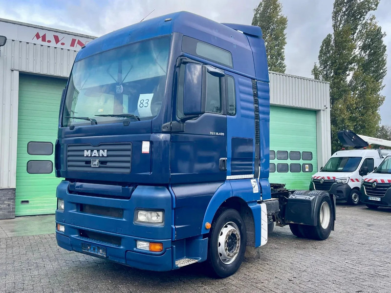 MAN TGA 18.480 Manual gearbox, manual injection GREAT CONDITION! - Cabeza tractora: foto 1 MAN TGA 18.480 Manual gearbox, manual injection GREAT CONDITION! - Cabeza tractora: foto 1