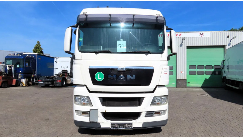MAN TGX.18.400 euro5 EEV, RETARDER, 2X FUEL TANK, FRIGO - Cabeza tractora: foto 3 MAN TGX.18.400 euro5 EEV, RETARDER, 2X FUEL TANK, FRIGO - Cabeza tractora: foto 3