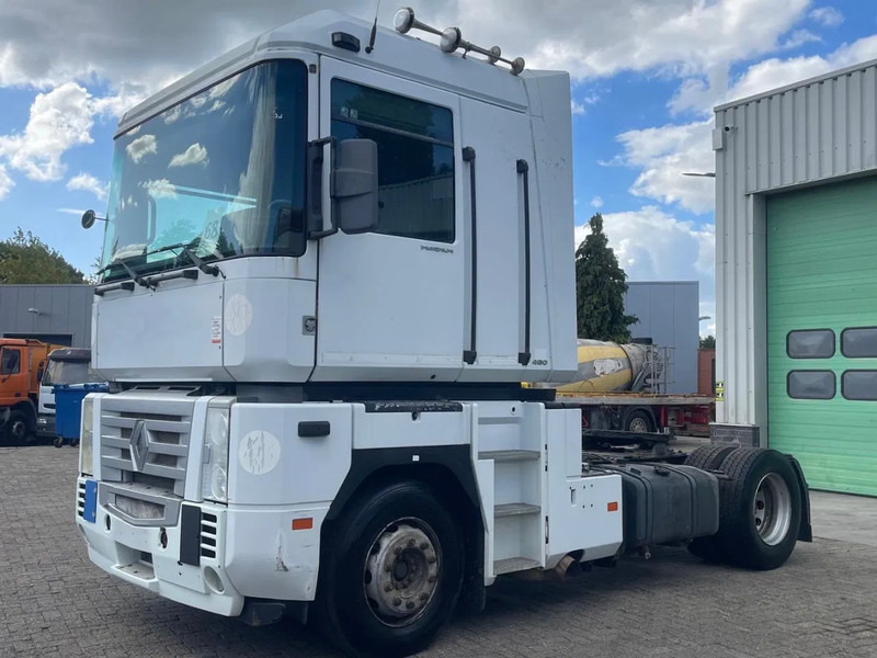 Renault Magnum 480 manual, PTO/ Hydraulic, renault moteur - Cabeza tractora: foto 3 Renault Magnum 480 manual, PTO/ Hydraulic, renault moteur - Cabeza tractora: foto 3
