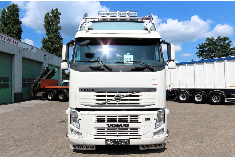 Volvo FH 460 vin: YV2AG20A6EB677978 2X FUEL TANK, PARKING CLIMA, FRIGO - Cabeza tractora: foto 4 Volvo FH 460 vin: YV2AG20A6EB677978 2X FUEL TANK, PARKING CLIMA, FRIGO - Cabeza tractora: foto 4