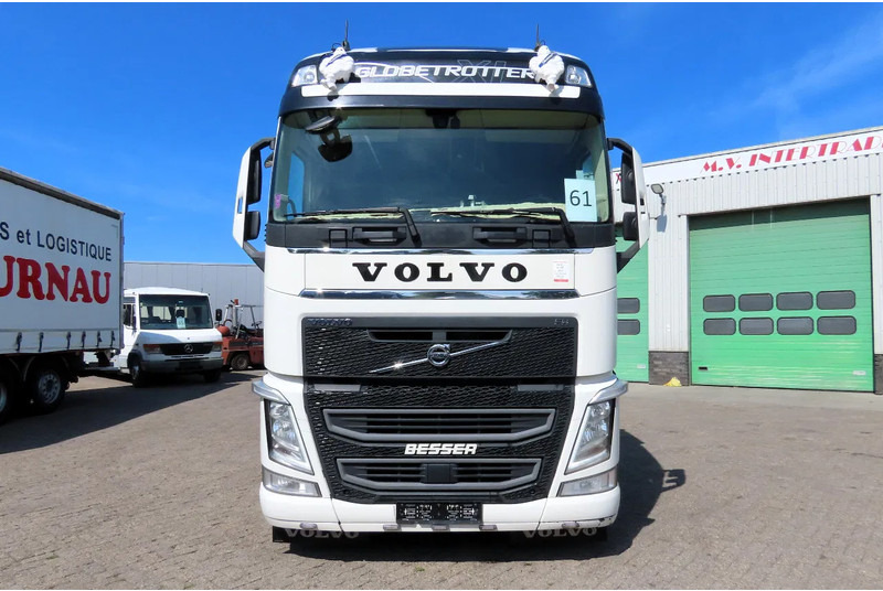 Volvo FH 500 YV2RT40C3JB860437 EURO6, 6x2, 2 tanks, - Cabeza tractora: foto 2 Volvo FH 500 YV2RT40C3JB860437 EURO6, 6x2, 2 tanks, - Cabeza tractora: foto 2