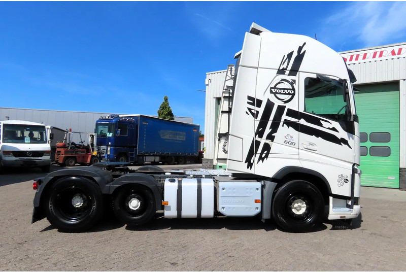 Volvo FH 500 YV2RT40C3JB860437 EURO6, 6x2, 2 tanks, - Cabeza tractora: foto 4 Volvo FH 500 YV2RT40C3JB860437 EURO6, 6x2, 2 tanks, - Cabeza tractora: foto 4