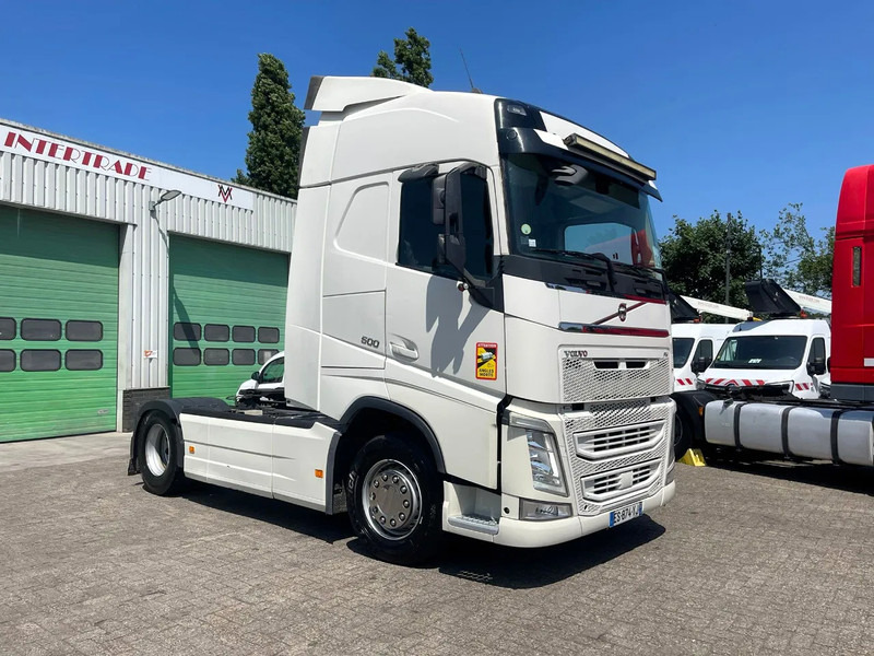 Volvo FH 500 vin: YV2RT40A3JB850702 RETARDER, 2X FUEL TANK, PARKING AIRCO, FRIGO - Cabeza tractora: foto 2 Volvo FH 500 vin: YV2RT40A3JB850702 RETARDER, 2X FUEL TANK, PARKING AIRCO, FRIGO - Cabeza tractora: foto 2