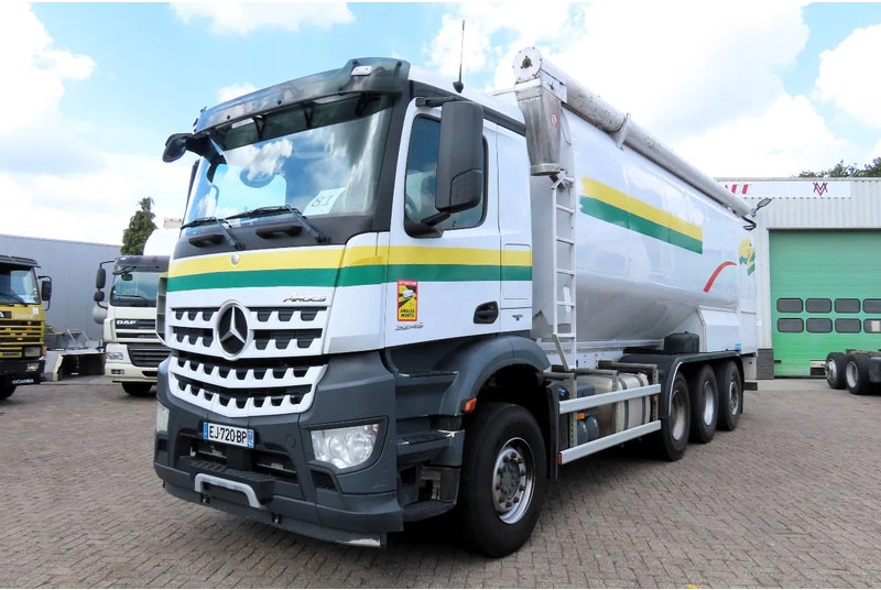 Mercedes-Benz Arocs 3245 8X4 SILO AUGER (FULL TRUCK IS FOR SALE) - Camión cisterna: foto 2 Mercedes-Benz Arocs 3245 8X4 SILO AUGER (FULL TRUCK IS FOR SALE) - Camión cisterna: foto 2