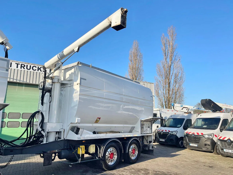 Samro TSCI AUGER / AIR 4 COMPARTMENTS, BPW AXLES - Remolque cisterna: foto 2 Samro TSCI AUGER / AIR 4 COMPARTMENTS, BPW AXLES - Remolque cisterna: foto 2