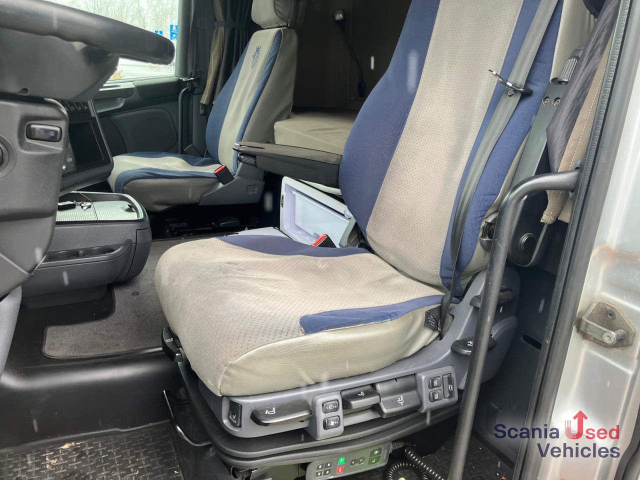 SCANIA R 410 LB6x2*4HNB BDF Komplettzug !! - Camión portacontenedore/ Intercambiable: foto 4 SCANIA R 410 LB6x2*4HNB BDF Komplettzug !! - Camión portacontenedore/ Intercambiable: foto 4