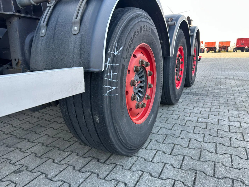 Semirremolque portacontenedore/ Intercambiable Burg 20FT ADR (EX/II, EX/III, FL, AT), Leeggewicht: 3.690kg, SAF INTRADISC, 2x liftaxle, ALCOA, NL-Chassis: foto 15