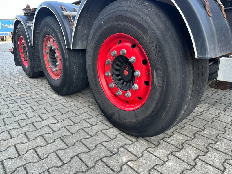 Semirremolque portacontenedore/ Intercambiable Burg 20FT ADR (EX/II, EX/III, FL, AT), empty weight: 3.690kg, SAF INTRADISC, 2x liftaxle, ALCOA, NL-Chassis, APK/ADR: 07-2025: foto 17