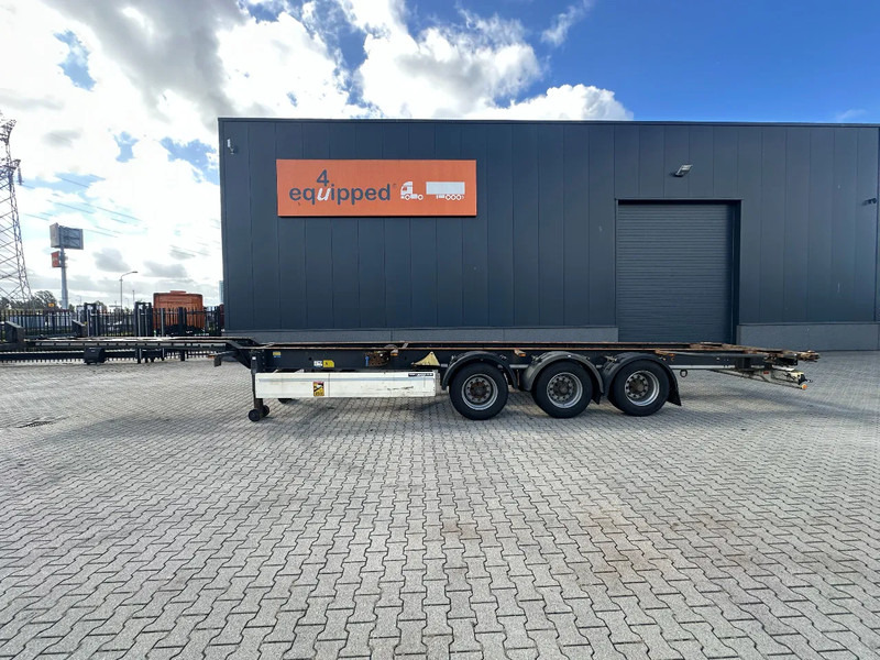 Krone 45FT HC, empty weight: 4.220kg, BPW + drumbrakes, NL-Chassis, APK: 25/11/2025, 2x available - Semirremolque portacontenedore/ Intercambiable: foto 2 Krone 45FT HC, empty weight: 4.220kg, BPW + drumbrakes, NL-Chassis, APK: 25/11/2025, 2x available - Semirremolque portacontenedore/ Intercambiable: foto 2