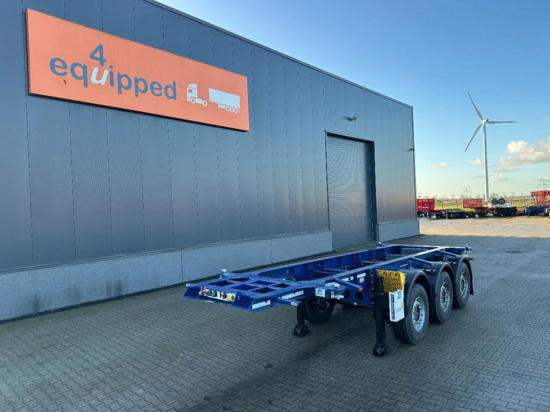 Krone NEW / DIRECT AVAILABLE 20FT ADR-CHASSIS, EMPTY WEIGHT: 3.470kg, DISCBRAKES, LIFTAXLE, 2x available - Semirremolque portacontenedore/ Intercambiable: foto 1 Krone NEW / DIRECT AVAILABLE 20FT ADR-CHASSIS, EMPTY WEIGHT: 3.470kg, DISCBRAKES, LIFTAXLE, 2x available - Semirremolque portacontenedore/ Intercambiable: foto 1