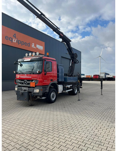 Mercedes-Benz Actros 2046 4x4 / FULL SPRING / HIAB 288 EP 5 HIPRO Crane / EURO-5 - Camión grúa: foto 2 Mercedes-Benz Actros 2046 4x4 / FULL SPRING / HIAB 288 EP 5 HIPRO Crane / EURO-5 - Camión grúa: foto 2