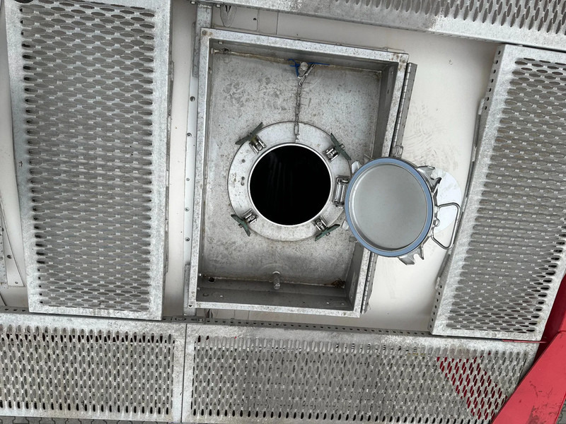 Tanque de almacenamiento para transporte de combustible SINGAMAS 20FT ISO, 26.000L/1-COMP/3 BAFFELS/3 manholes, 5Y inspection: 06/2027: foto 17