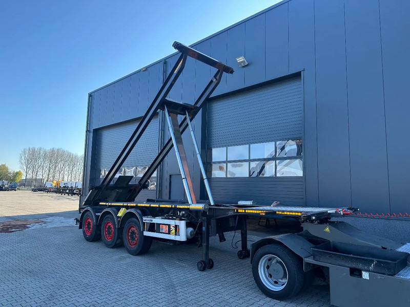 Van Hool 20FT, 66° Tipping-chassis, ADR (EX/II, EX/III, FL, OX, AT), SAF, 2 liftaxles, 380V - Semirremolque portacontenedore/ Intercambiable: foto 4 Van Hool 20FT, 66° Tipping-chassis, ADR (EX/II, EX/III, FL, OX, AT), SAF, 2 liftaxles, 380V - Semirremolque portacontenedore/ Intercambiable: foto 4