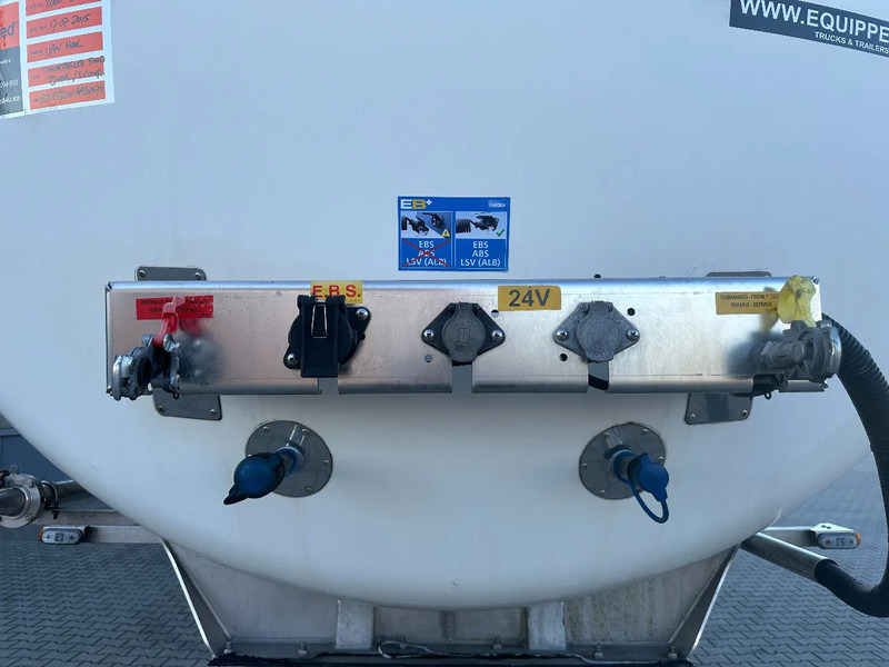 Semirremolque cisterna para transporte de alimentos Van Hool LEVENSMIDDELEN / 39.000L / 3-KAMMER / INOX / NL-Auflieger / APK: 03/202: foto 11 Semirremolque cisterna para transporte de alimentos Van Hool LEVENSMIDDELEN / 39.000L / 3-KAMMER / INOX / NL-Auflieger / APK: 03/202: foto 11