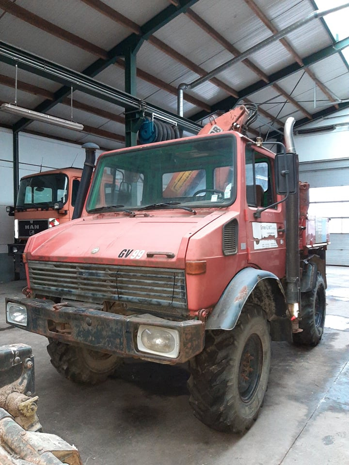 UNIMOG 1250 - Camión grúa: foto 1 UNIMOG 1250 - Camión grúa: foto 1