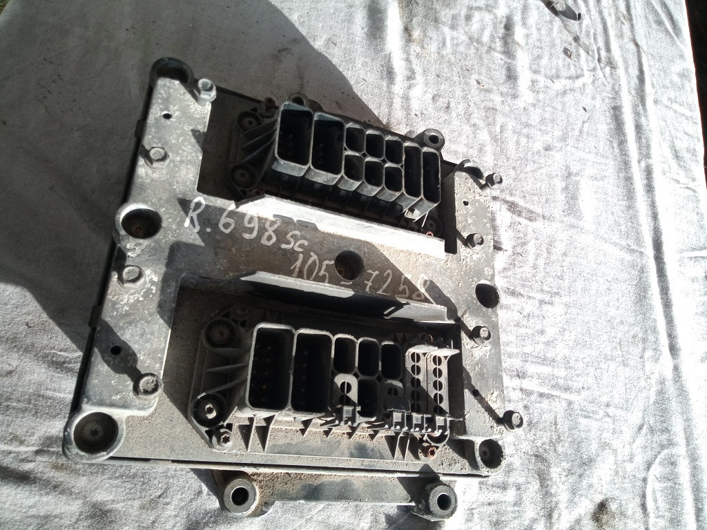 EDC Scania R420 DC1108 1742306 - Unidad de control para Camión: foto 2 EDC Scania R420 DC1108 1742306 - Unidad de control para Camión: foto 2