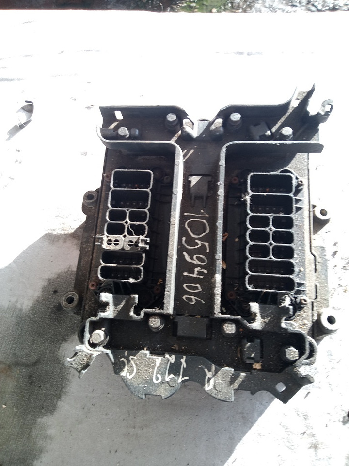 EDC Scania R420 DT1212 1805269 - Unidad de control para Camión: foto 2 EDC Scania R420 DT1212 1805269 - Unidad de control para Camión: foto 2