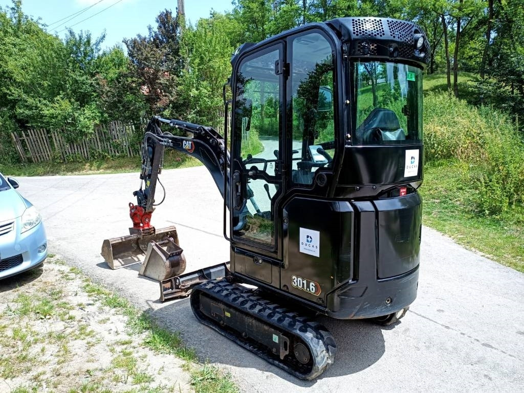 CATERPILLAR 301.6 05A - Miniexcavadora: foto 2 CATERPILLAR 301.6 05A - Miniexcavadora: foto 2