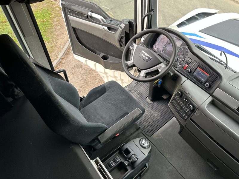 Cabeza tractora MAN TGX 18.440 chnr *EM* - RETARDER - PTO HYDR - FRIGO - SPOILERS - EURO 6 - CAMERA - AUTO -  BE TRUCK: foto 15