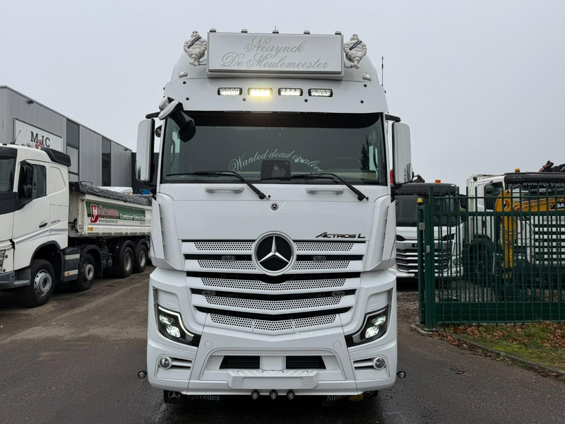 Mercedes-Benz ACTROS 1951L GIGASPACE - DOUBLE PTO - WALKING FLOOR / TIPPER - *146.000km* - LIKE NEW !!! - FULL SPOILERS + SIDESKIRTS - BE TRUCK - Cabeza tractora: foto 2 Mercedes-Benz ACTROS 1951L GIGASPACE - DOUBLE PTO - WALKING FLOOR / TIPPER - *146.000km* - LIKE NEW !!! - FULL SPOILERS + SIDESKIRTS - BE TRUCK - Cabeza tractora: foto 2