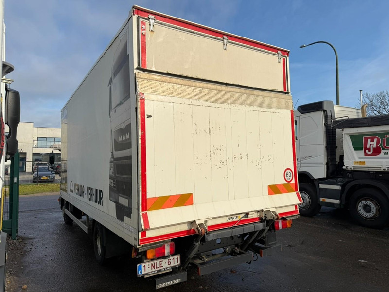 MAN TGL 8.180 4x2 BL COSED BOX / BAKWAGEN / CAISSE FERMEE - *184.000km* - 3 SEATER - EURO 5 - AIR SUSPENSION - BOX 6m00 x 2m49 x 2m38 - BE TRUCK - Camión caja cerrada: foto 5 MAN TGL 8.180 4x2 BL COSED BOX / BAKWAGEN / CAISSE FERMEE - *184.000km* - 3 SEATER - EURO 5 - AIR SUSPENSION - BOX 6m00 x 2m49 x 2m38 - BE TRUCK - Camión caja cerrada: foto 5