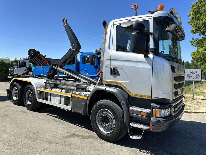 Scania G450 6x4 HOOKLIFT AJK 20T - 5760mm - 3m90 WB - HUB REDUCTION / STEEL SUSP. - EURO 6 - BE TRUCK - Camión multibasculante: foto 1 Scania G450 6x4 HOOKLIFT AJK 20T - 5760mm - 3m90 WB - HUB REDUCTION / STEEL SUSP. - EURO 6 - BE TRUCK - Camión multibasculante: foto 1