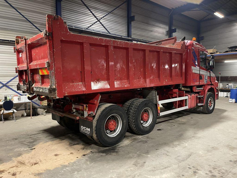 Scania T124-420 TORPEDO HAUBE - 6x4 - KIPPER - MANUAL GRS900 3+3 - STEEL SPRING / BALLIESTAS / LAMES / BLATT - Camión volquete: foto 4 Scania T124-420 TORPEDO HAUBE - 6x4 - KIPPER - MANUAL GRS900 3+3 - STEEL SPRING / BALLIESTAS / LAMES / BLATT - Camión volquete: foto 4