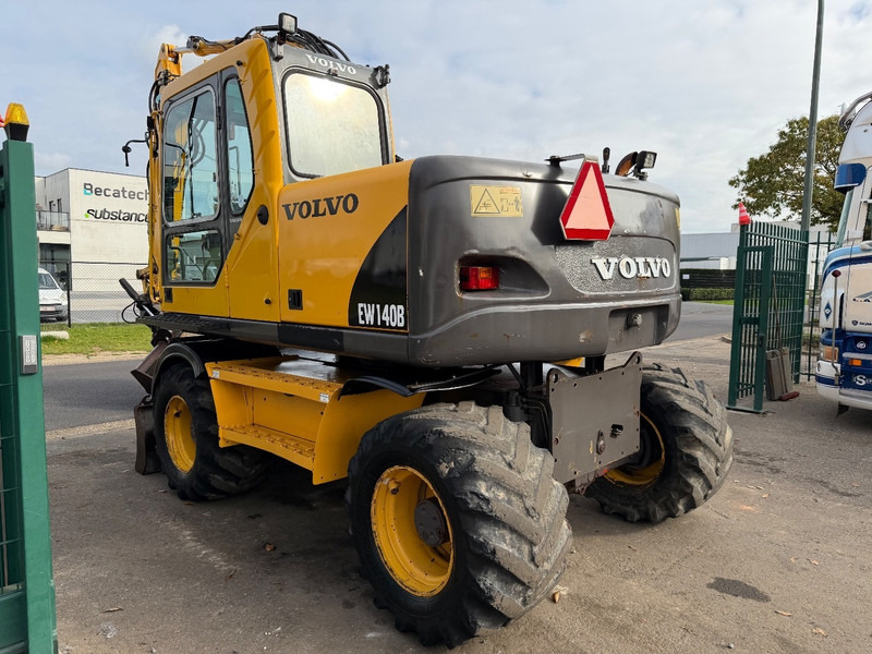 Excavadora de ruedas Volvo EW 140 B *FULL HYDR* - BLADE - 10.485h - TILT BUCKET -  CE - NL MACHINE - GOOD CONDITION: foto 19