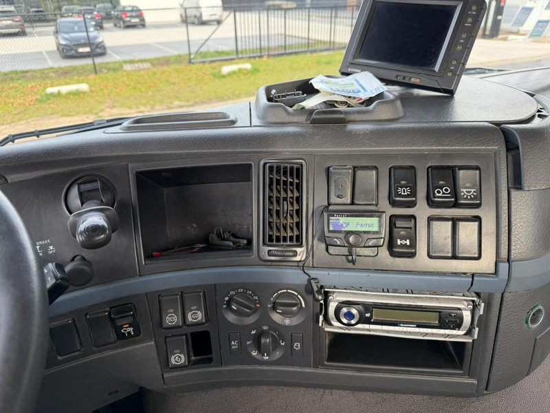 Camión multibasculante, Camión grúa Volvo FM 400 6x2 HOOKLIFT + CRANE PALFINGER PK 15500 B (2x) - 5/6 F - MANUAL - EURO 4 - BE TRUCK: foto 16