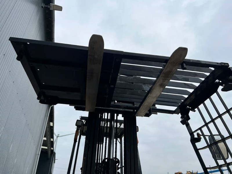 Cat 312D / 315D / 319D / 320D / 324D / 329D / 330D / 3 - Cabina e interior para Maquinaria de construcción: foto 5 Cat 312D / 315D / 319D / 320D / 324D / 329D / 330D / 3 - Cabina e interior para Maquinaria de construcción: foto 5