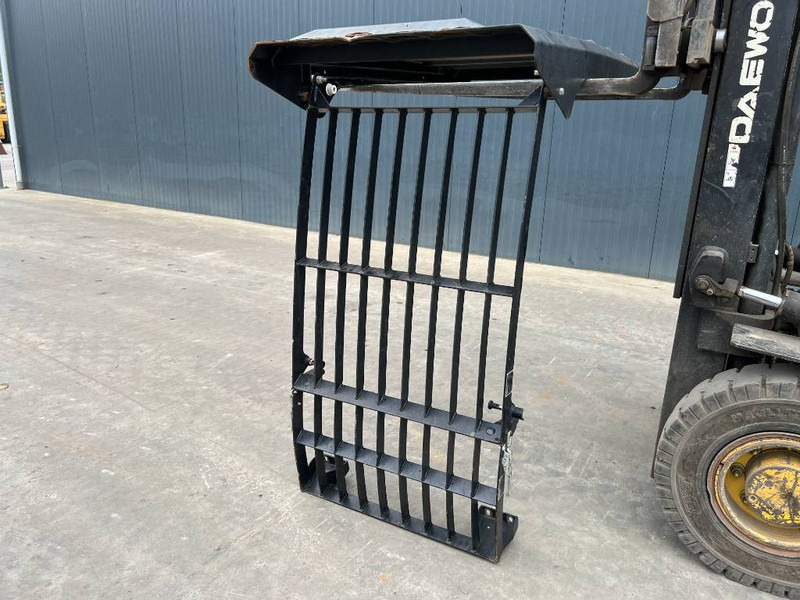 Cat M313D / M315D / M316D / M318D / M322D / M325D - Cabina e interior para Maquinaria de construcción: foto 1 Cat M313D / M315D / M316D / M318D / M322D / M325D - Cabina e interior para Maquinaria de construcción: foto 1