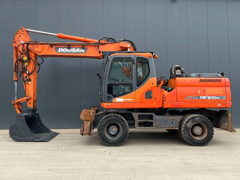 Doosan DX210W - Excavadora de ruedas: foto 5 Doosan DX210W - Excavadora de ruedas: foto 5