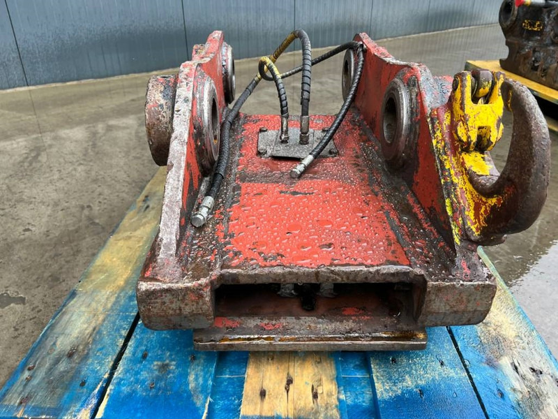 Engcon S70 - 323D - Acoplamiento rápido para Maquinaria de construcción: foto 2 Engcon S70 - 323D - Acoplamiento rápido para Maquinaria de construcción: foto 2