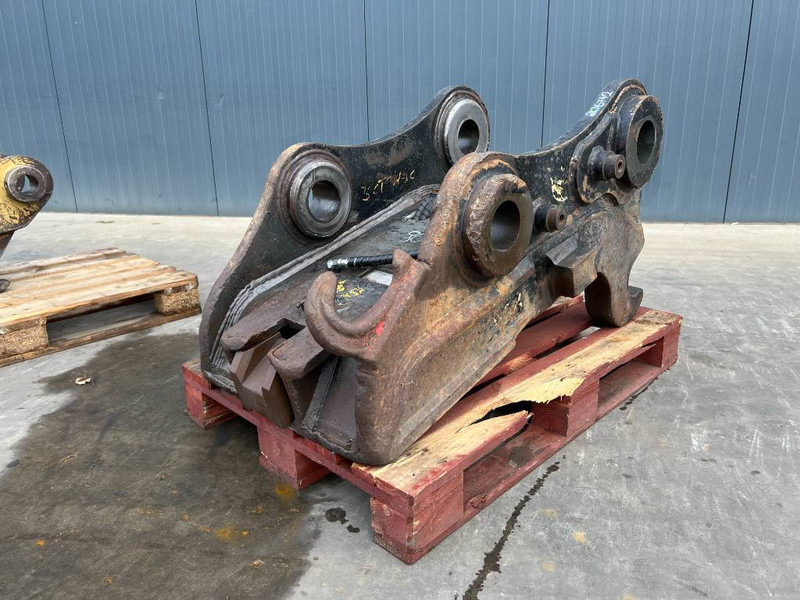 KLEPP MEK KM 3 / VOLVO S3 - 349E / 352F - Acoplamiento rápido para Maquinaria de construcción: foto 1 KLEPP MEK KM 3 / VOLVO S3 - 349E / 352F - Acoplamiento rápido para Maquinaria de construcción: foto 1